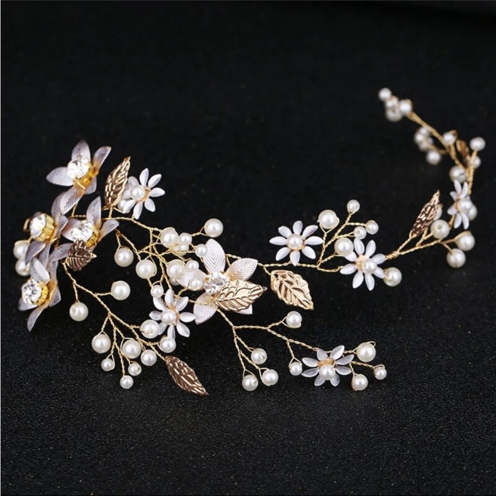 Golden floral hair piece